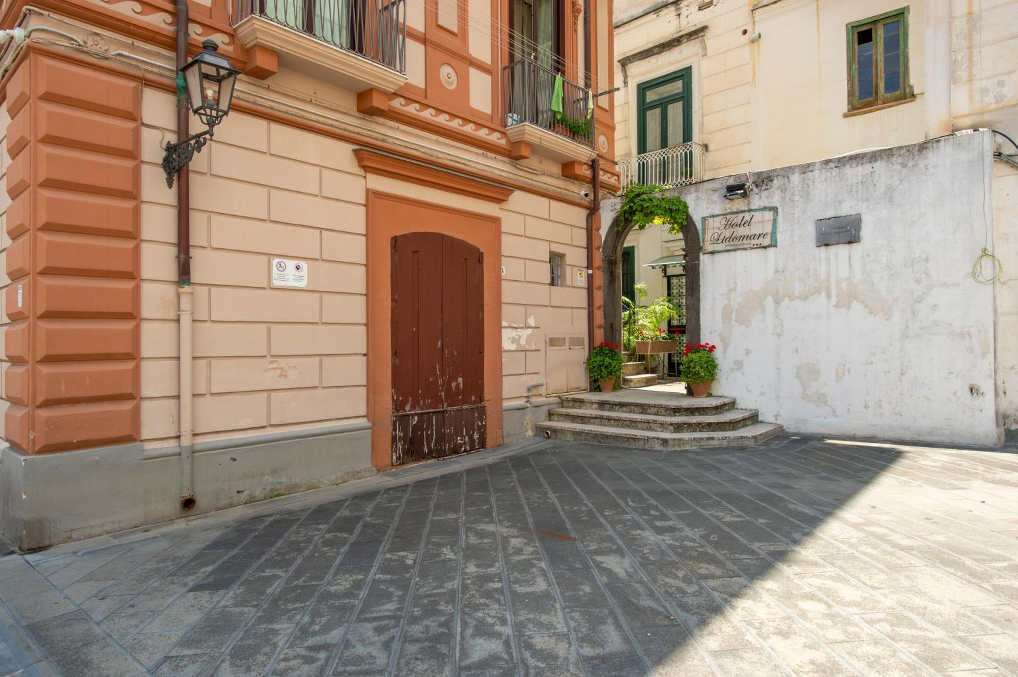 And Passion Apartment *